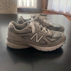 Gently loved New Balance 990v4.